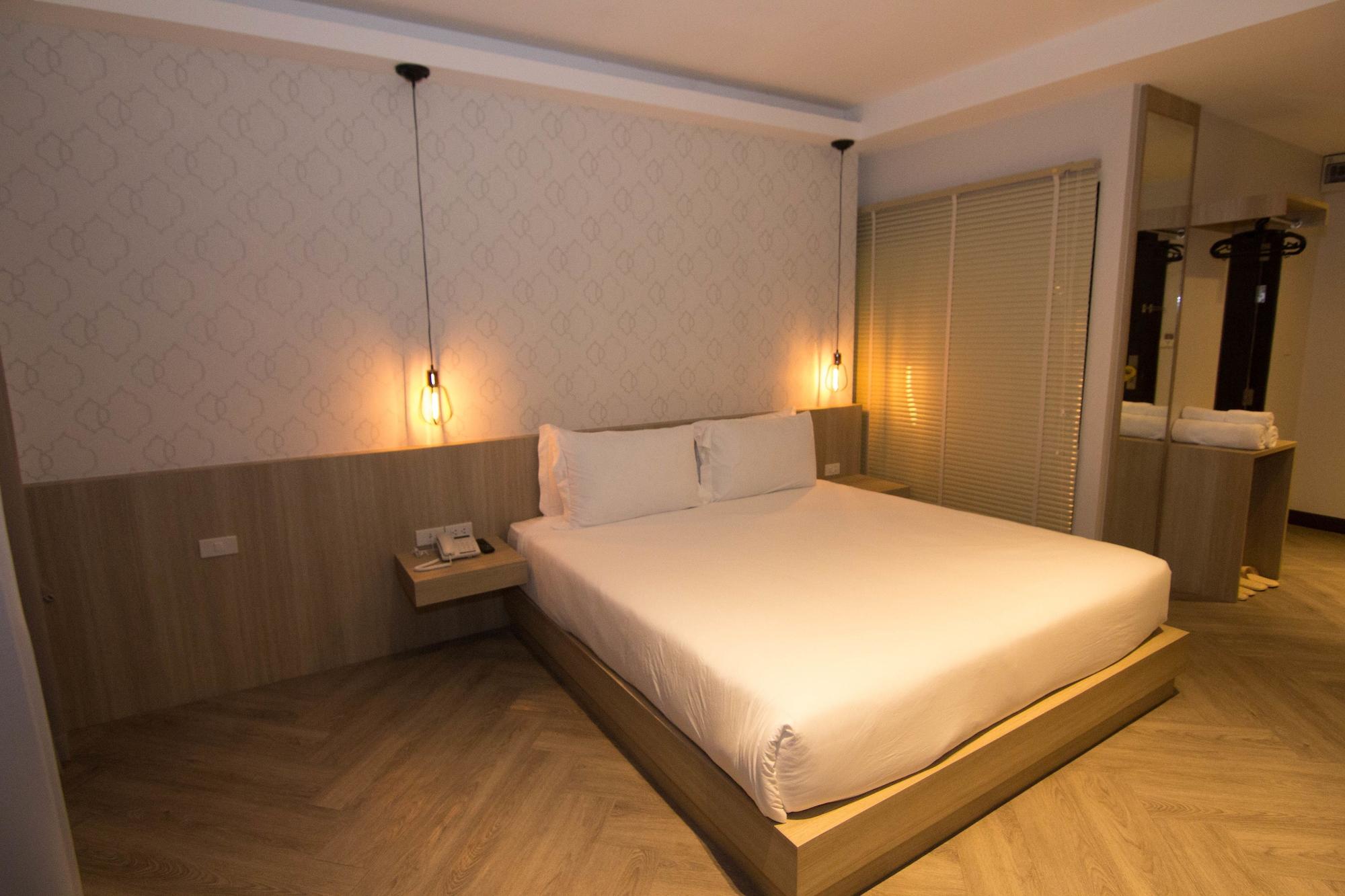 168 Studio Hotel Ubon Ratchathani Eksteriør billede