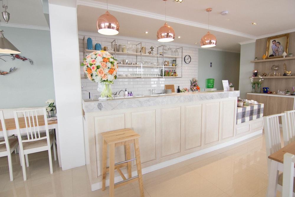 168 Studio Hotel Ubon Ratchathani Eksteriør billede